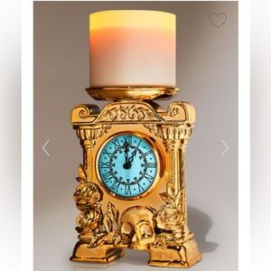 B&BW | Glow in the dark skulls & roses clock 3 wick candle holder